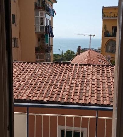 Camere Salerno Esterno foto