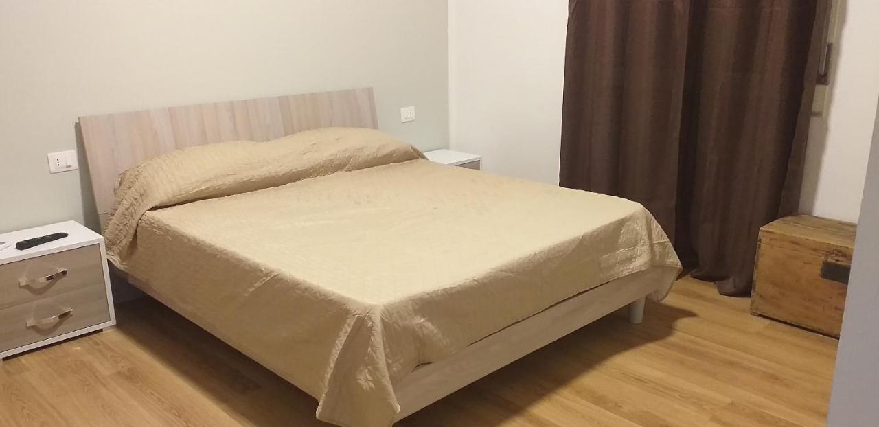 Camere Salerno Esterno foto